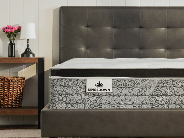 Sleep Country Canada image